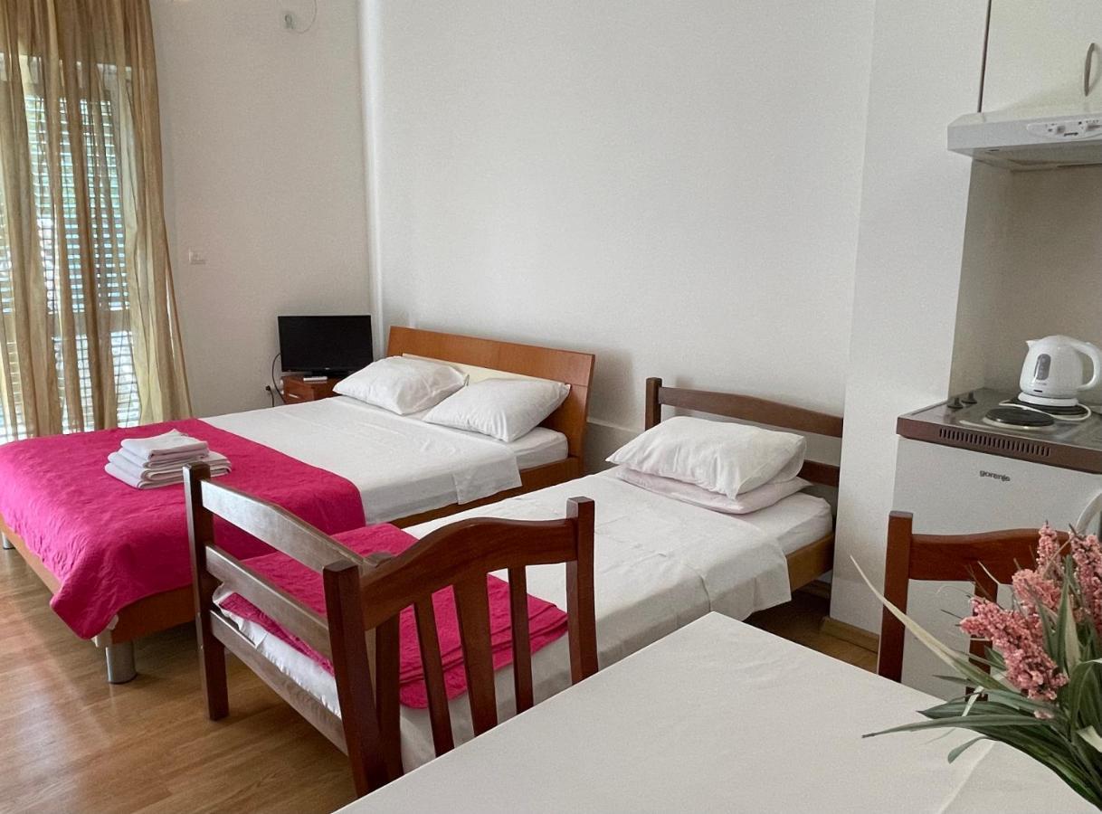 Apartments Milano Herceg Novi Eksteriør billede