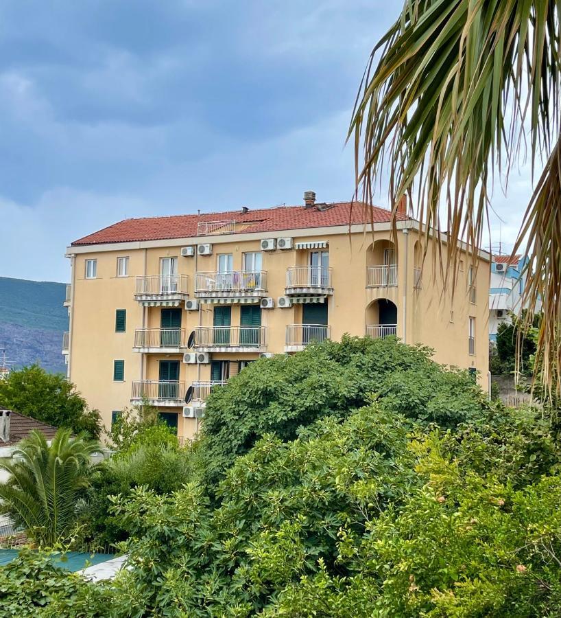 Apartments Milano Herceg Novi Eksteriør billede