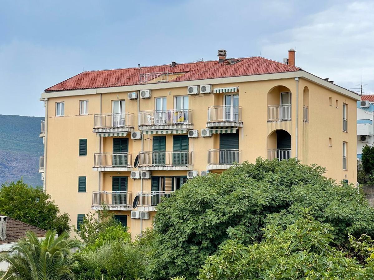 Apartments Milano Herceg Novi Eksteriør billede