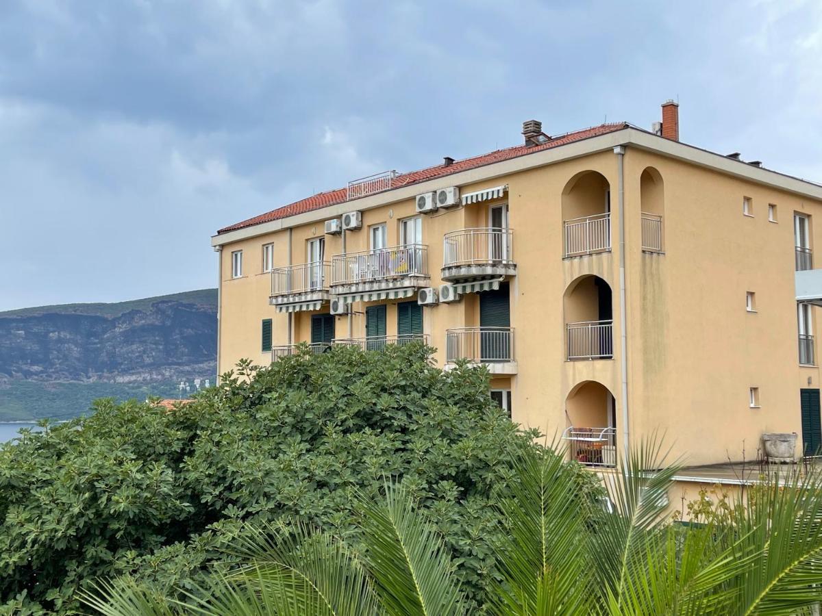 Apartments Milano Herceg Novi Eksteriør billede